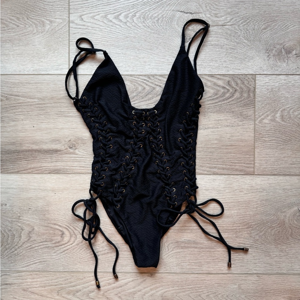 Blue Life One Piece - Picture 2 of 6